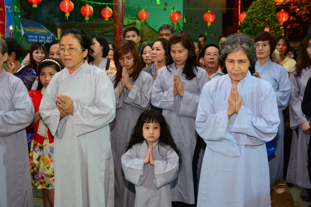 Chùm ảnh: Lễ đón giao thừa Giáp Ngọ 2014 tại chùa Giác Ngộ