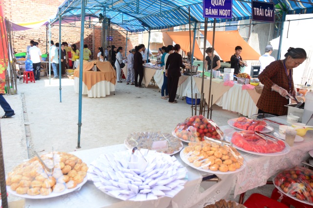 Chùa Giác Ngộ tổ chức tiệc chay gây quỹ xây dựng chùa giai đoạn 2