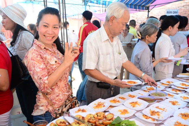 Chùa Giác Ngộ tổ chức tiệc chay gây quỹ xây dựng chùa giai đoạn 2