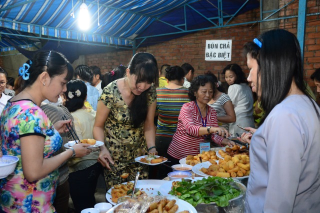 Chùa Giác Ngộ tổ chức tiệc chay gây quỹ xây dựng chùa giai đoạn 2