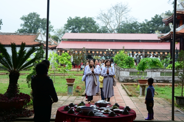 TT. Thích Nhật Từ thuyết giảng tại chùa Chung Linh - Nghệ An