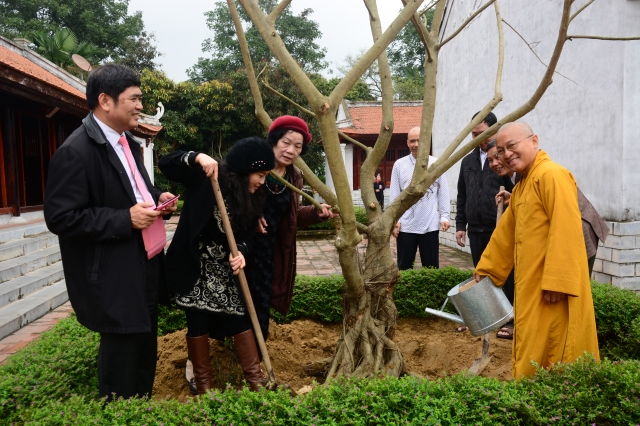 TT. Thích Nhật Từ thuyết giảng tại chùa Chung Linh - Nghệ An