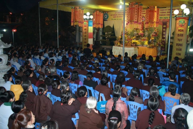 Thanh Hóa: TT. Thích Nhật Từ chia sẻ pháp thoại &quot;Tôn Kính Phật&quot;