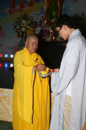 TP.HCM: Lung linh Đêm Hội Hoa Đăng Chùa Long Hưng