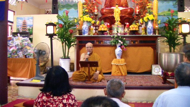 Nha Trang: Khóa Tu Một Ngày An Lạc cho người khiếm thị tại Tịnh xá Ngọc Pháp