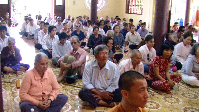 Nha Trang: Khóa Tu Một Ngày An Lạc cho người khiếm thị tại Tịnh xá Ngọc Pháp