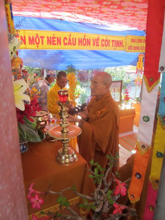 Lễ an vị tôn tượng Phật A Di Đà tại chùa Bảo Long