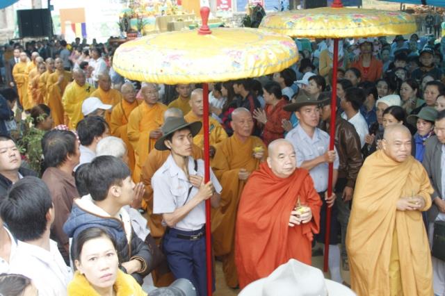 Đại lễ bạt độ cầu siêu,đúc đại hồng chung tại Tu viện Khánh Lâm