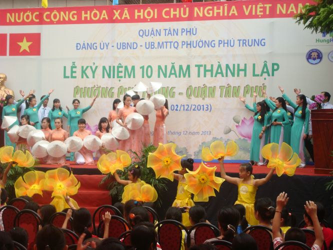 TP.HCM: Phiên chợ ẩm thực và văn nghệ mừng kỷ niệm 10 năm thành lập phường Phú Trung, Quận Tân Phú
