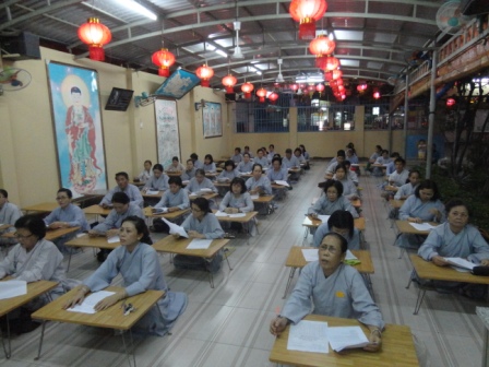 Kỳ thi Học Kỳ I-Năm II của Lớp Giáo Lý-Chùa Thiên Chánh