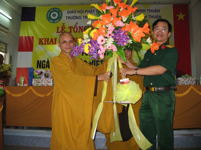 Lễ tổng kết năm 1 và khai giảng năm 2 trường TCPH Ninh Thuận