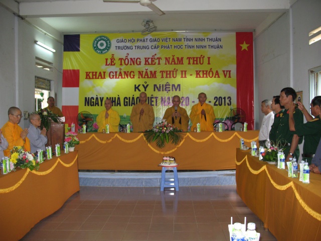 Lễ tổng kết năm 1 và khai giảng năm 2 trường TCPH Ninh Thuận