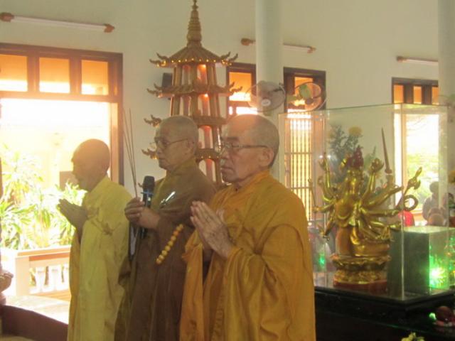 Phật giáo Ninh Hòa tổ chức lễ thành đạo