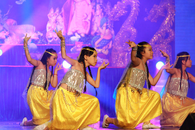 TP.HCM: Chương trình biểu diễn nghệ thuật Vesak thiêng liêng