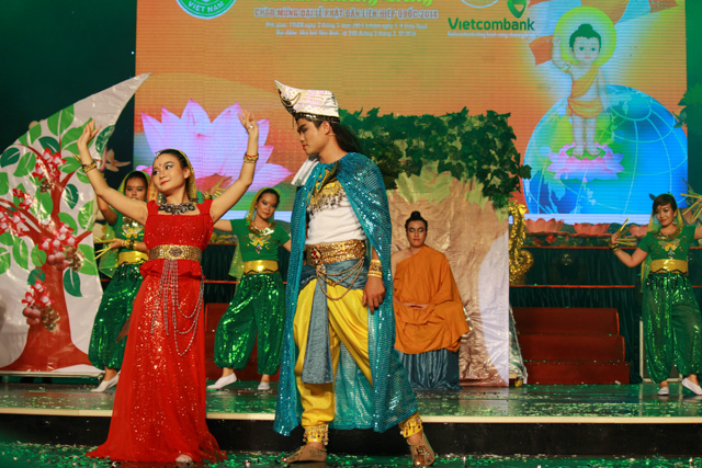 TP.HCM: Chương trình biểu diễn nghệ thuật Vesak thiêng liêng