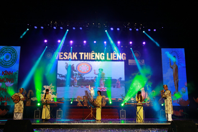 TP.HCM: Chương trình biểu diễn nghệ thuật Vesak thiêng liêng