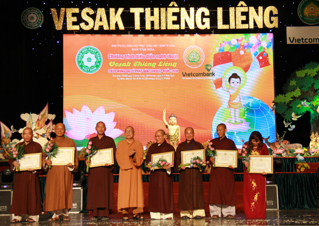TP.HCM: Chương trình biểu diễn nghệ thuật Vesak thiêng liêng