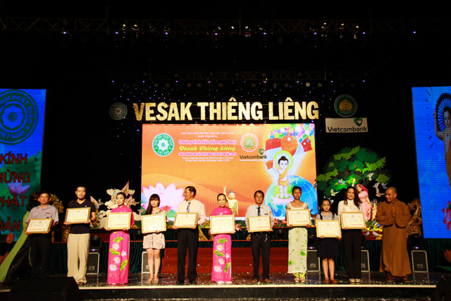 TP.HCM: Chương trình biểu diễn nghệ thuật Vesak thiêng liêng