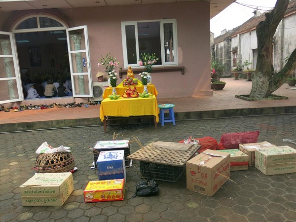 Hà Nội: CLB Niềm Tin Chánh Pháp tổ chức lễ phóng sinh
