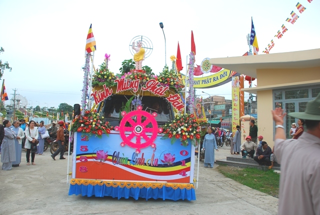 Lâm Đồng:  GHPGVN huyện Lâm Hà tổ chức Đại lễ Phật Đản 2014