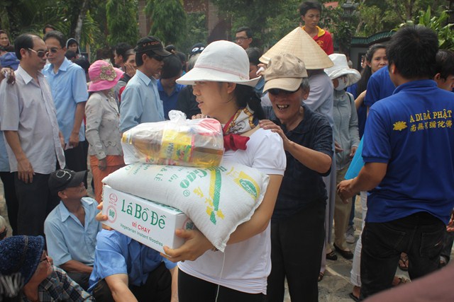 CLB Tuệ Đăng Thường Chiếu tổ chức khóa tu “Lòng từ của Đức Phật Gotama”