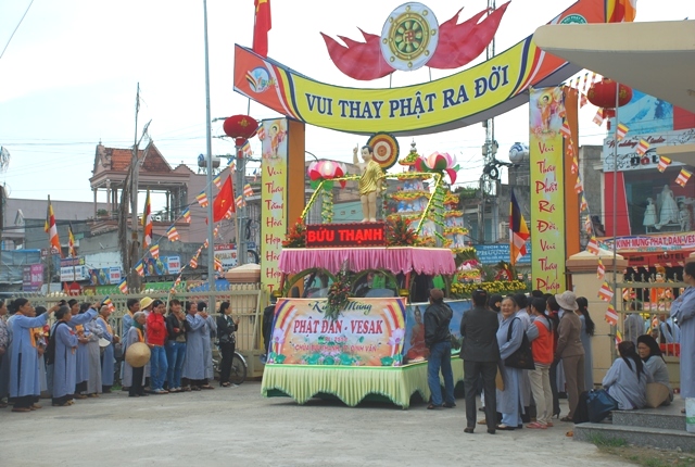 Lâm Đồng:  GHPGVN huyện Lâm Hà tổ chức Đại lễ Phật Đản 2014