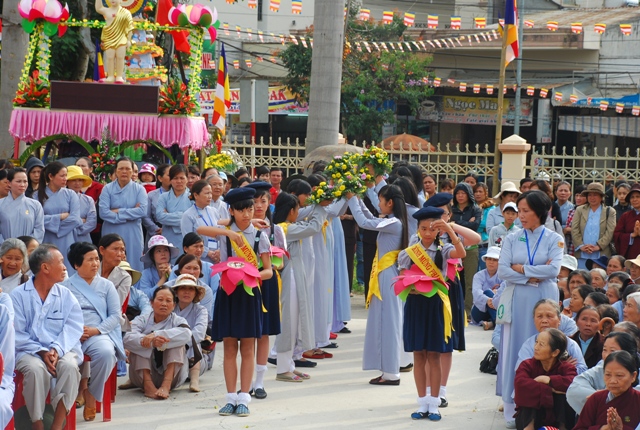 Lâm Đồng:  GHPGVN huyện Lâm Hà tổ chức Đại lễ Phật Đản 2014