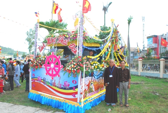 Lâm Đồng:  GHPGVN huyện Lâm Hà tổ chức Đại lễ Phật Đản 2014