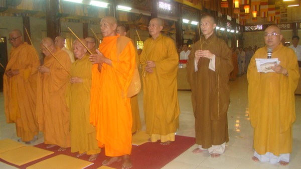 Phật giáo Kiên Giang đồng lòng hướng về Biển Đông