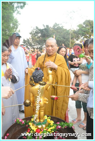 Hà Nội: Chùa Bằng chào mừng đại lễ Phật đản 2558 - Phần 1