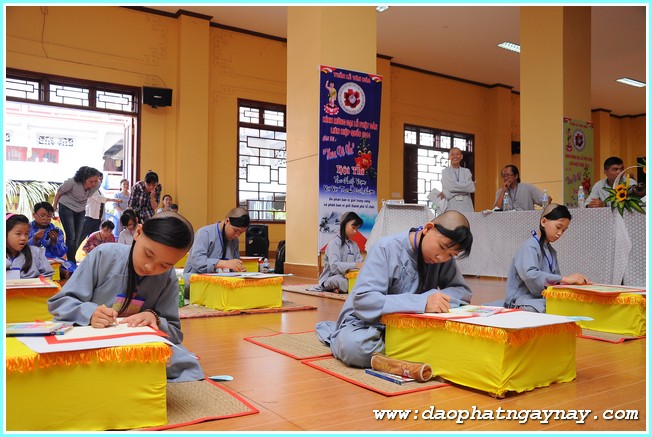 TP. HCM: Chùm ảnh các hoạt động trong tuần lễ văn hóa chào mừng Phật Đản 2558