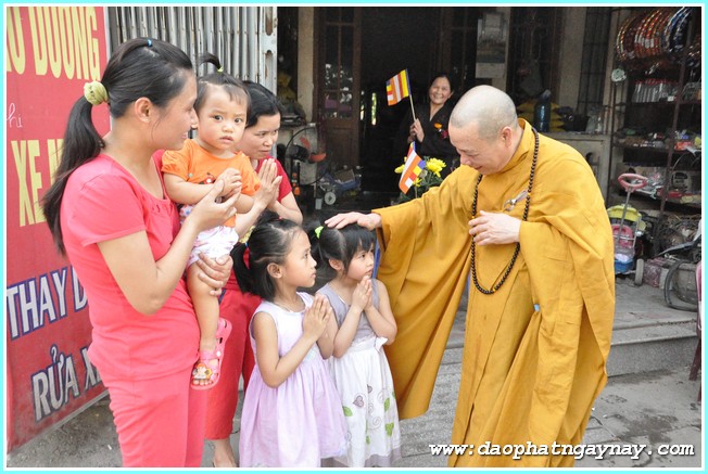 Hà Nội: Chùa Bằng chào mừng đại lễ Phật đản 2558 - Phần 1