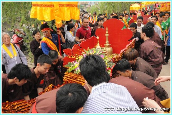 Hà Nội: Chùa Bằng chào mừng đại lễ Phật đản 2558 - Phần 1