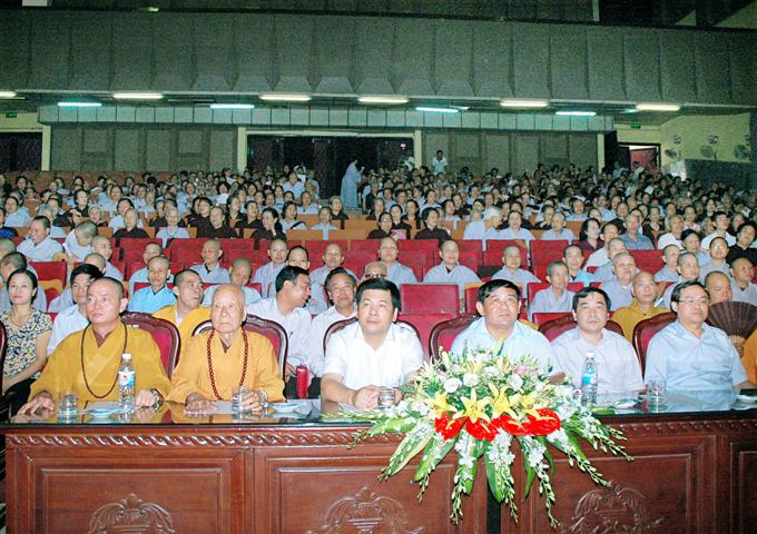 Thái Bình: Long trọng tổ chức Đại lễ Phật đản Vesak 2014