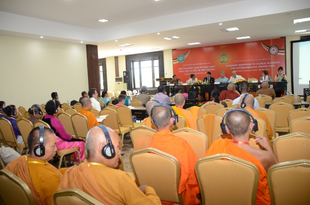 Vesak: Chùm ảnh đại biểu về tham dự các phiên Hội thảo Phật giáo tại Vesak 2014