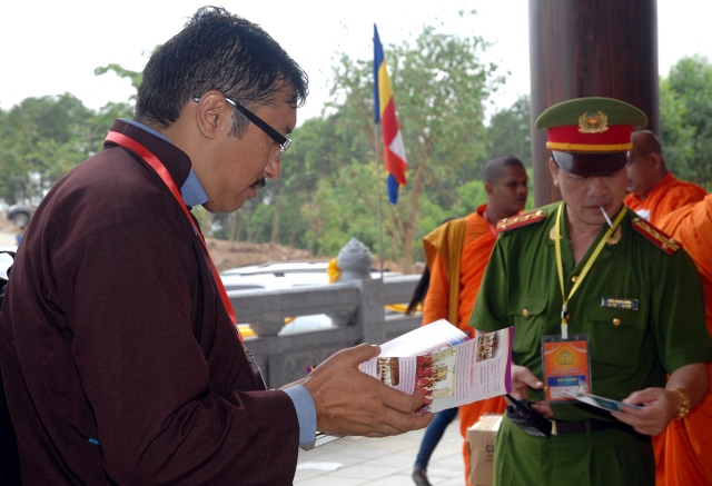 Quỹ Đạo Phật Ngày Nay: Báo cáo hoạt động ấn tống Kinh sách phục vụ Đại lễ Vesak LHQ 2014