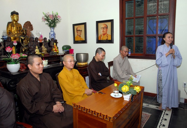 TP.HCM: Trao tặng bằng khen cho các Phật tử đóng góp cho Đại lễ Vesak LHQ 2014