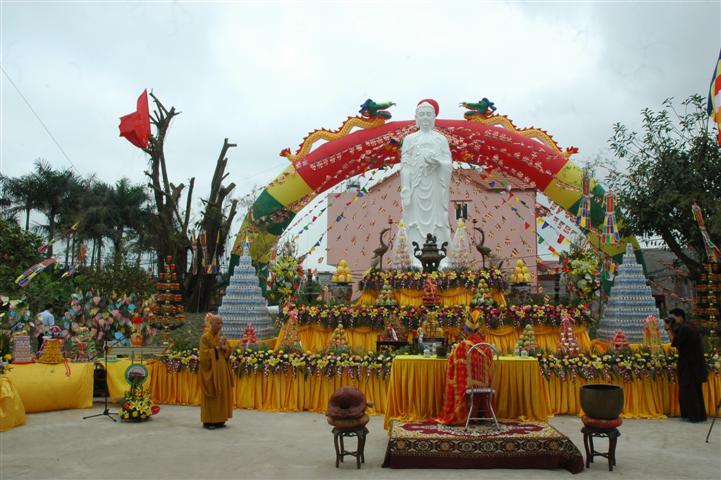 Thái Bình: Đại lễ cầu siêu cho đồng bào tử nạn chiến tranh và nạn đói năm 1945 tại chùa Từ Xuyên