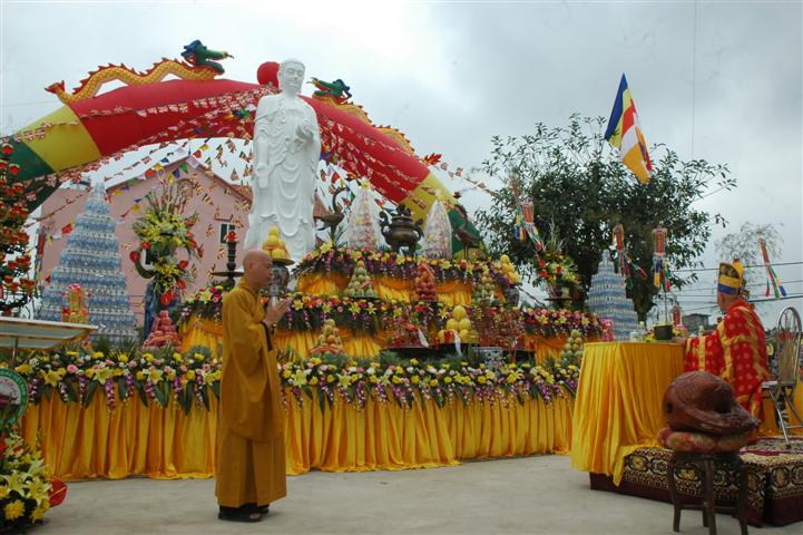 Thái Bình: Đại lễ cầu siêu cho đồng bào tử nạn chiến tranh và nạn đói năm 1945 tại chùa Từ Xuyên