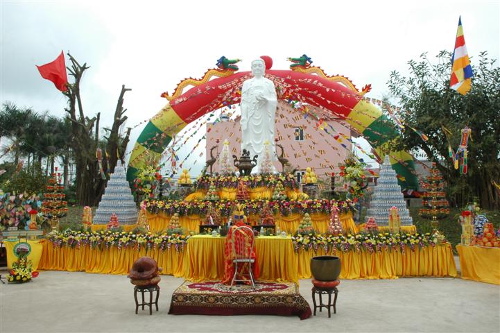 Thái Bình: Đại lễ cầu siêu cho đồng bào tử nạn chiến tranh và nạn đói năm 1945 tại chùa Từ Xuyên