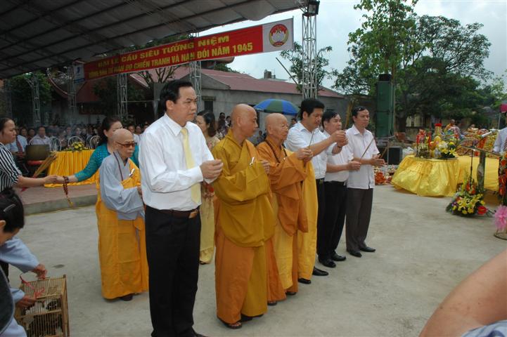 Thái Bình: Đại lễ cầu siêu cho đồng bào tử nạn chiến tranh và nạn đói năm 1945 tại chùa Từ Xuyên