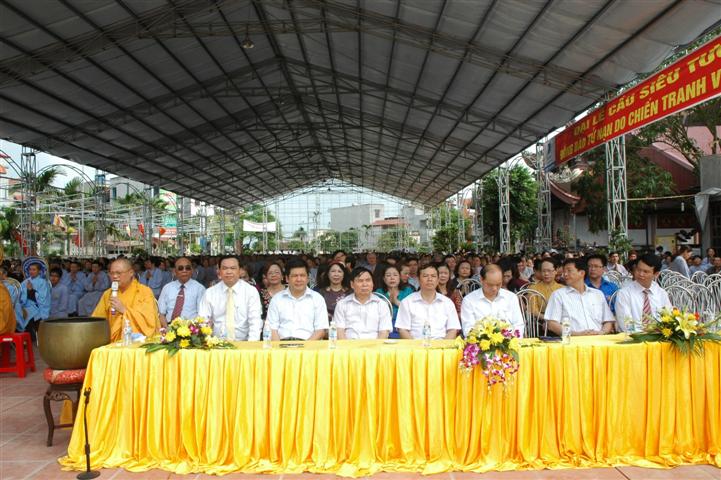 Thái Bình: Đại lễ cầu siêu cho đồng bào tử nạn chiến tranh và nạn đói năm 1945 tại chùa Từ Xuyên