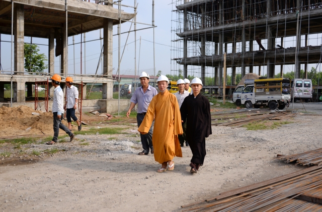TP. Hồ Chí Minh: 500 Phật tử về cơ sở mới Học viện PGVN tu một ngày