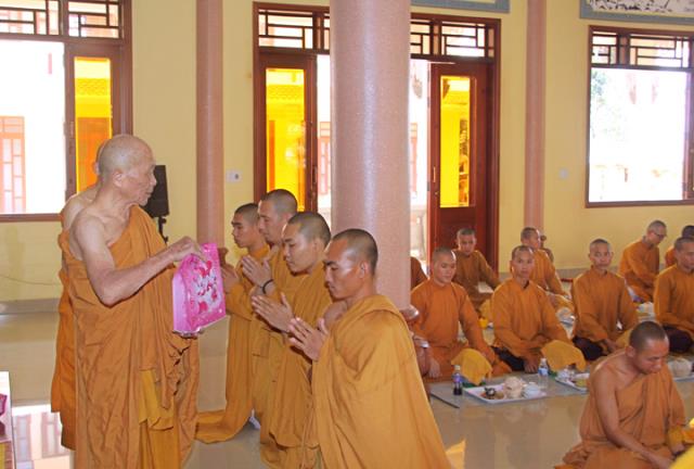 Đắk Lắk: Bế mạc khóa bồi dưỡng đạo hạnh lần VII của GĐ III Khất sĩ