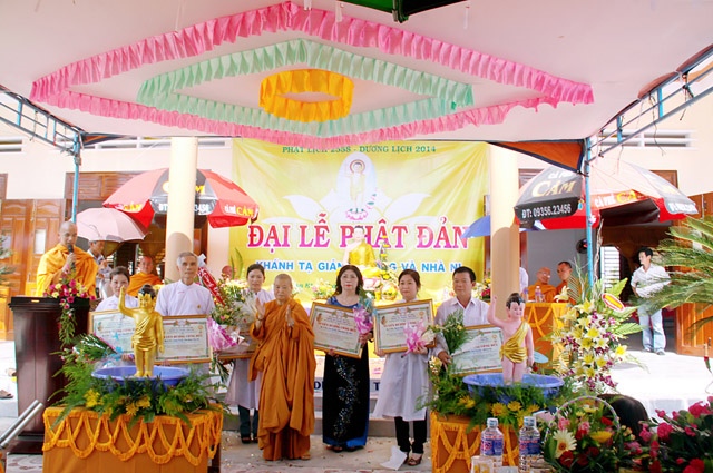 Gia Lai: TX Ngọc Trung tổ chức đại lễ kính mừng Phật đản và kiết giới an cư