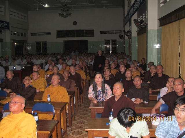 Tiền Giang: Hơn 2000 người xem phim Cuộc Đời Đức Phật tại chùa Vĩnh Tràng