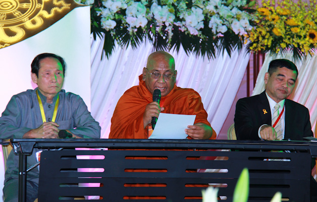 Vesak 2014: Sứ giả hòa bình qua thông điệp Vesak 2014