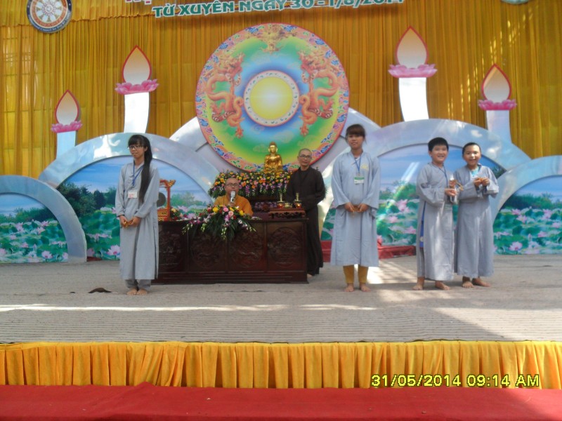 Thái Bình: Chùa Từ Xuyên tổ chức khóa tu “Nụ thương sen hồng” lần thứ hai năm 2014
