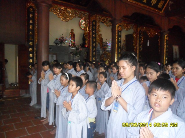 Thái Bình: Chùa Bụt Mọc tổ chức khóa tu “HƯƠNG TỪ BI” lần thứ ba năm 2014