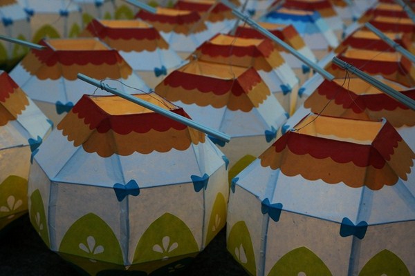 Hàn Quốc : Chùa Phụng Ân sinh hoạt Lễ Phật Đản